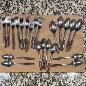 Ekco Eterna Stainless Flatware Set MCM Brown Handles 22 pieces